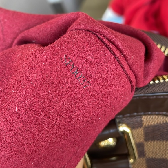 Louis Vuitton Trevi PM Damier Ebene Handbag - Picture 11 of 12